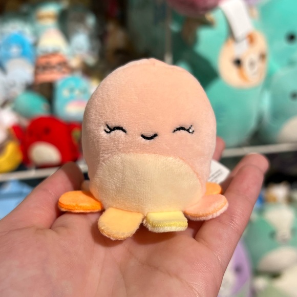 Squishmallows Squishville Melina the Octopus 2" Stuffed Plush (Series 4) - Picture 1 of 2